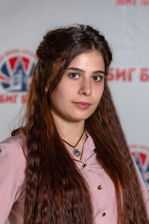 Элина преподаватель английского языка